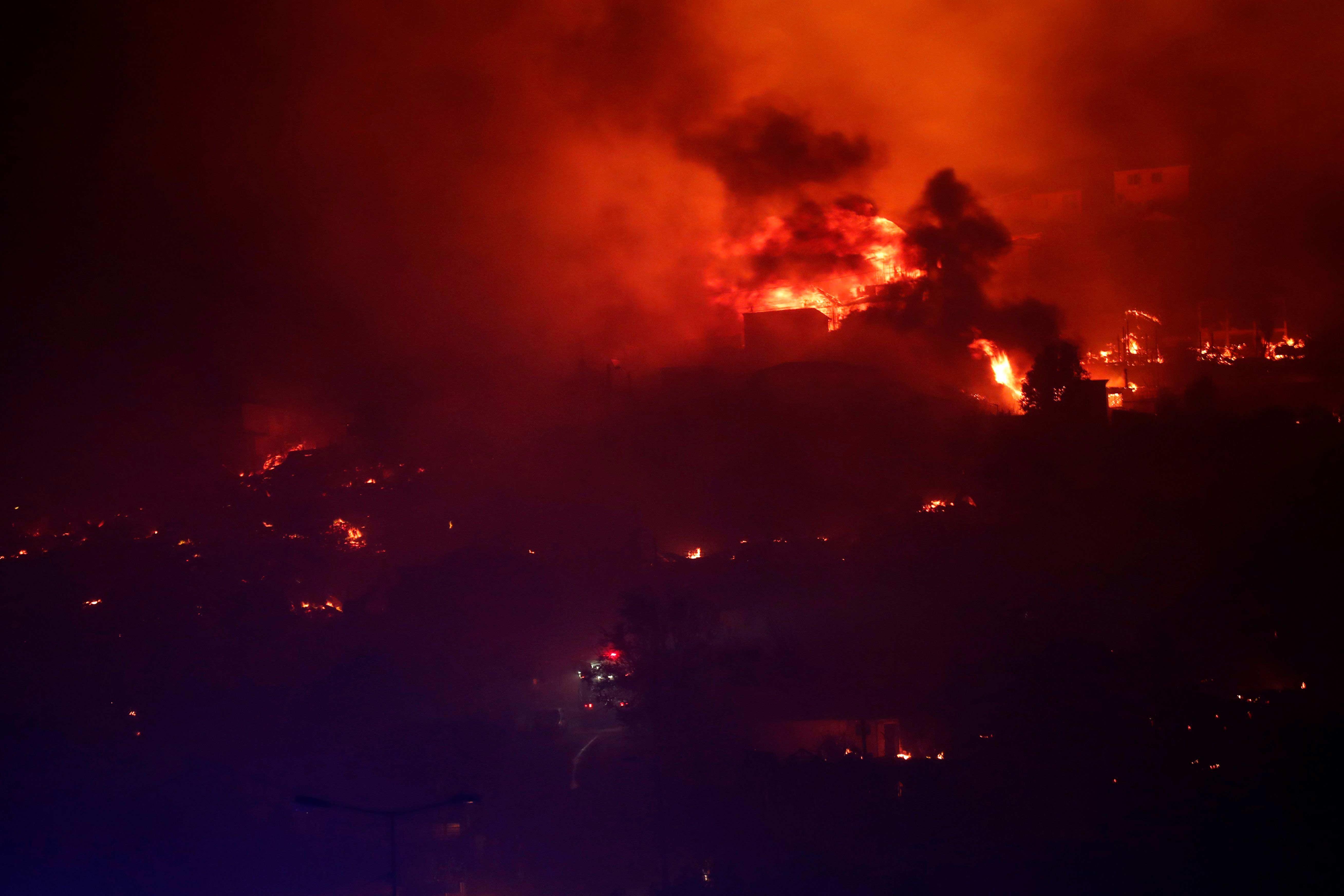 Şili'deki orman yangınları: En az 112 kişi hayatını kaybetti, 200 kişi ise kayıp
