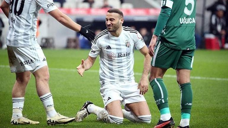 Bilal Meşe sert çıktı: Bir Galatasaray'a Fenerbahçe'ye bakın, bir de Beşiktaş'a! Yıldız oyuncu mumla aranıyor