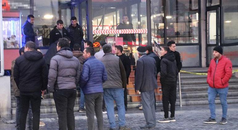 Afyonkarahisar- İzmir karayolunda restoranın tavanı çöktü! 11 kişi yaralandı