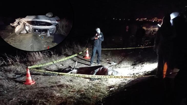 Burdur’da şarampole devrilen araç tanınmaz hale geldi: 2 ölü, 1 yaralı