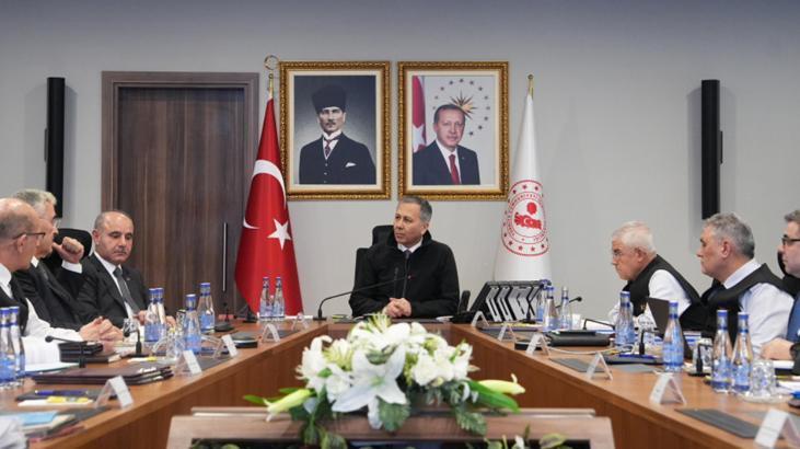 Bakan Yerlikaya’dan güvenlik toplantısı! Açıklama yaptı