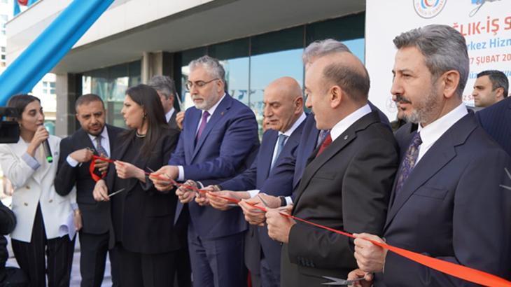 Bakan Vedat Işıkhan, Öz Sağlık-İş Sendikası’nın yeni binasını açtı