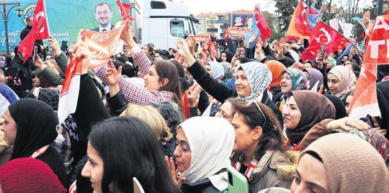 Demlenerek kazanma hesabını yapıyorlar