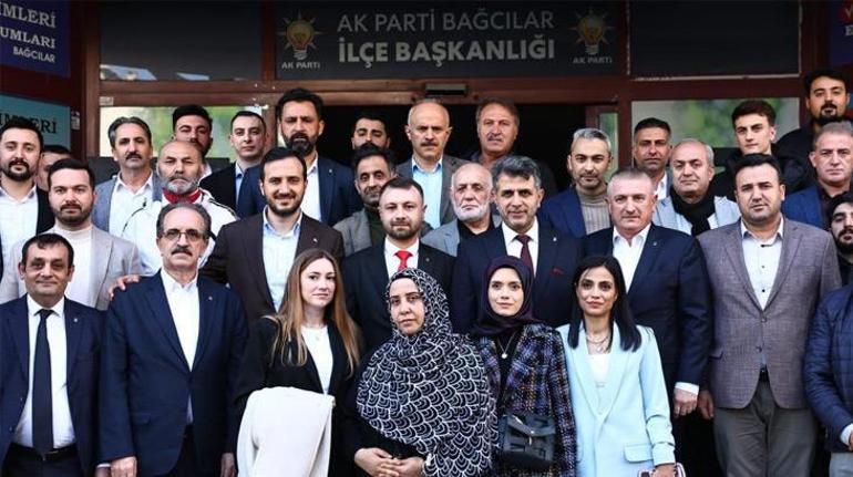 Gelecek Partisi'nden istifa eden 50 kişi AK Parti'ye katıldı