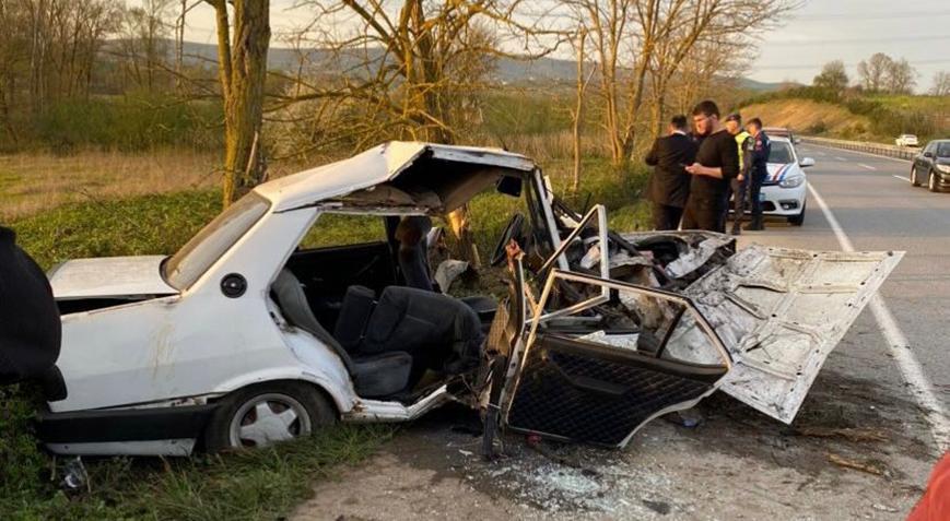 Sakarya’da korkunç kaza! Anne ve ikiz oğullarından biri hayatını kaybetti