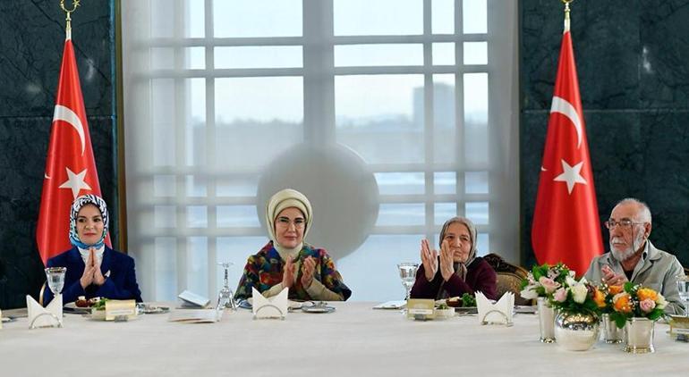 Emine Erdoğan huzurevi sakinleriyle iftarda buluştu: Kültürümüzde yaşlılığın müstesna bir değeri vardır