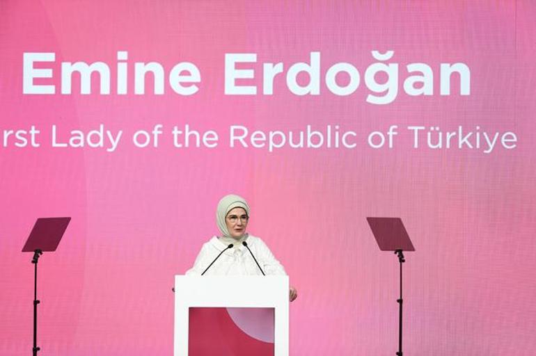 Emine Erdoğan: Dünya liderleri 30 bin insan vahşice katledilirken hangi gerekçe ile sessiz kalabilir