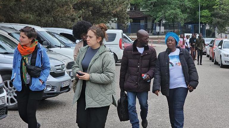 Gabonlu Dina'nın ailesi feryat etti: Okumaya gönderdim tabut içinde geri aldım