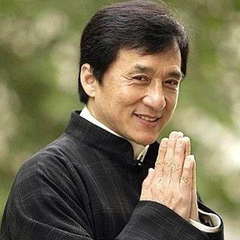 Jackie Chan'in son hali sevenlerini endişelendirmişti! Sağlık durumu hakkında açıklama geldi