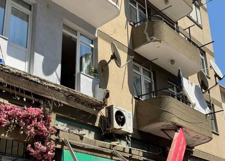 İstanbul'da balkon çöktü: 1 yaralı