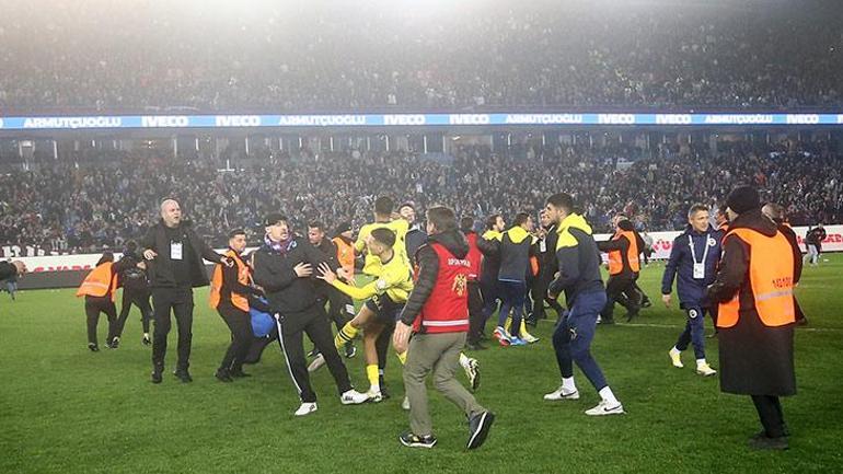 ÖZEL | Olaylı Trabzonspor-Fenerbahçe maçı sonrası PFDK'ya sevk edilen isimleri kaç maç ceza bekliyor?