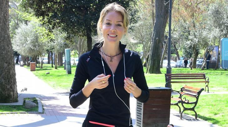 ‘Öyle ha deyince olmuyor’ demişti! Bade İşçil’e sarı sayfalar aşk getirdi