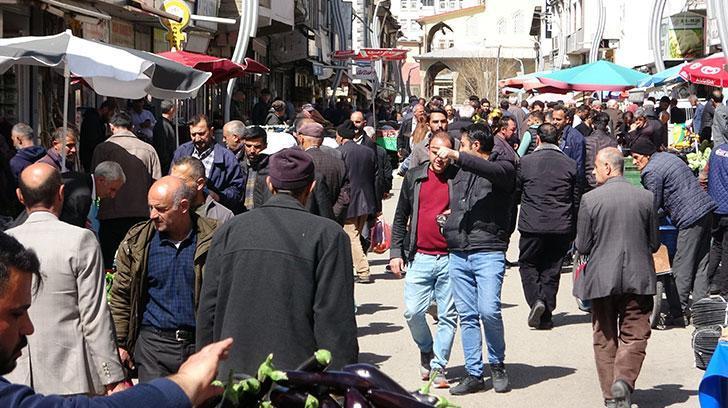 Van’da bayram alışverişi hareketliliği