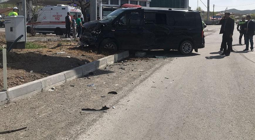 İki kentte peş peşe kaza! 21 kişi yaralandı