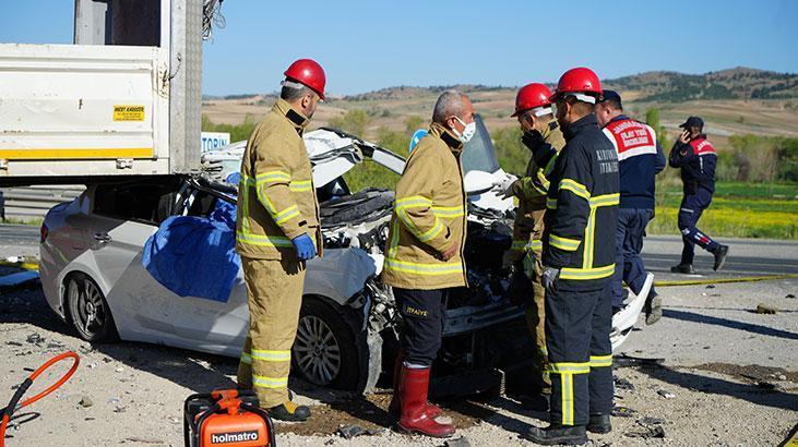 Kontrolden çıkan araç dehşet saçtı! 1 ölü, 2 ağır yaralı