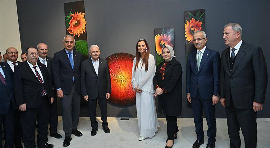 Hande Fırat’ın ‘DEVRİAMBER’ sergisi açıldı! Cumhurbaşkanı Erdoğan’dan tebrik mesajı