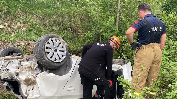 Kazayı görenler haber verdi! Otomobil hurdaya döndü, sürücü 150 metreden yürüyerek çıktı