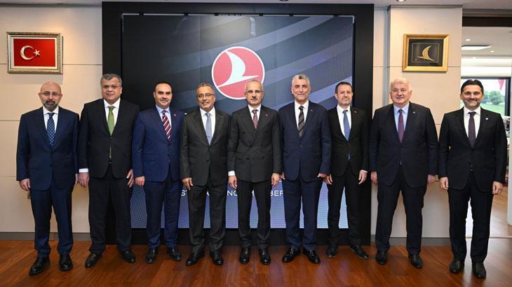 THY- Airbus- Rolls-Royce arasında tarihi iş birliği! ‘Ekonomiye katkısı 144 milyar dolara ulaşacak’