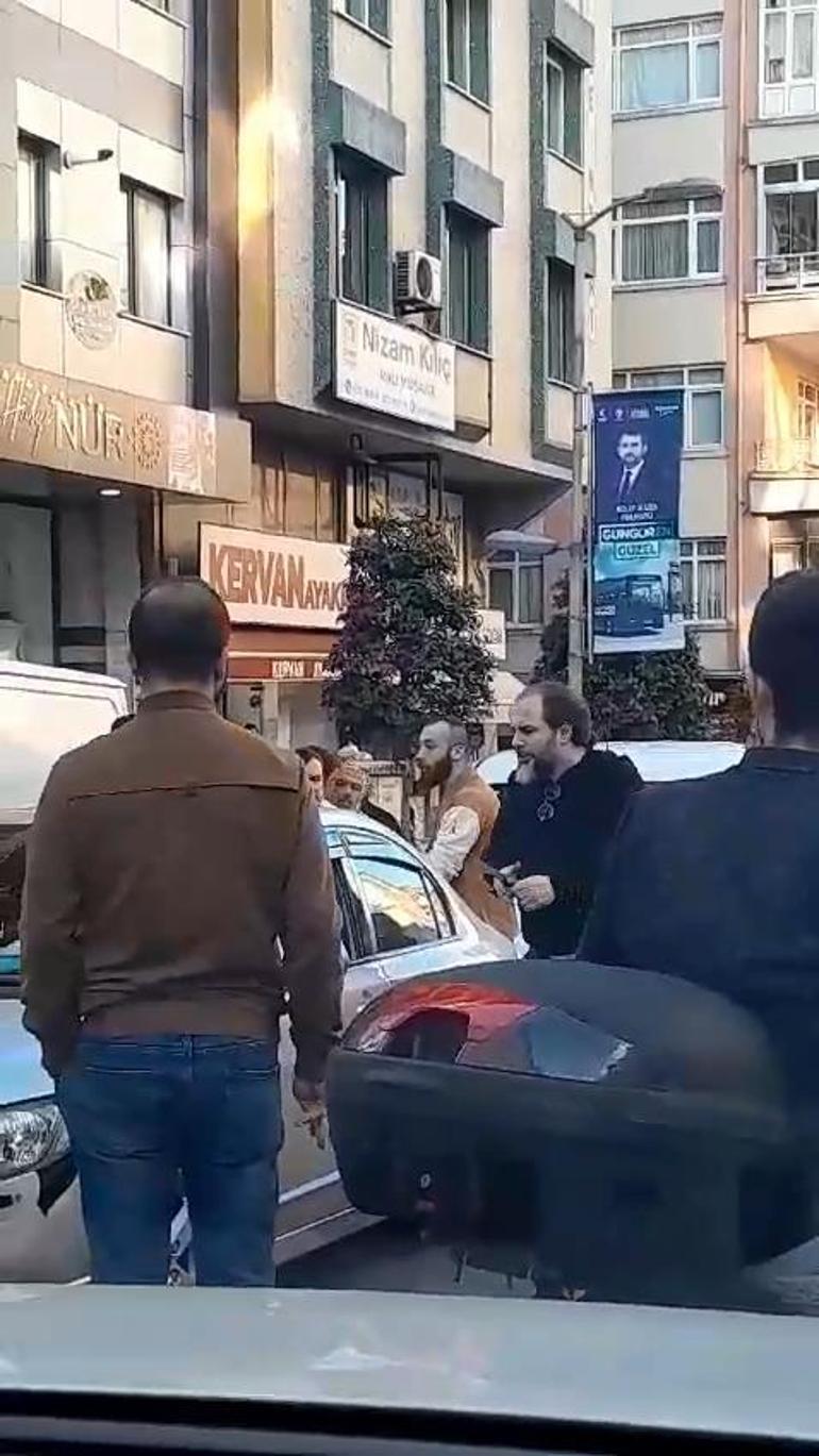 Yer: İstanbul! Trafikte baltalı dehşet