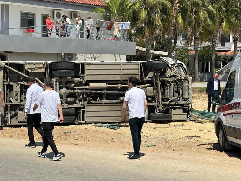 Antalya'da korkunç kaza: 29 yaralı