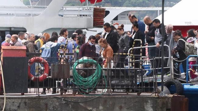 Yüzlerce kişi 'Azap yokuşu'na akın etti: Bütün dileklerim gerçek oldu