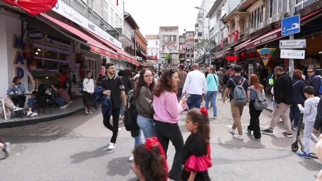 Yüzlerce kişi 'Azap yokuşu'na akın etti: Bütün dileklerim gerçek oldu