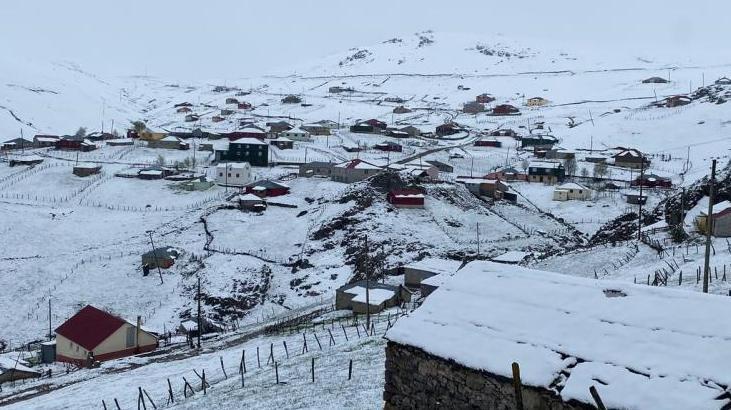 Kış geri döndü! Meteoroloji yeni raporu yayımladı: Peş peşe uyarılar