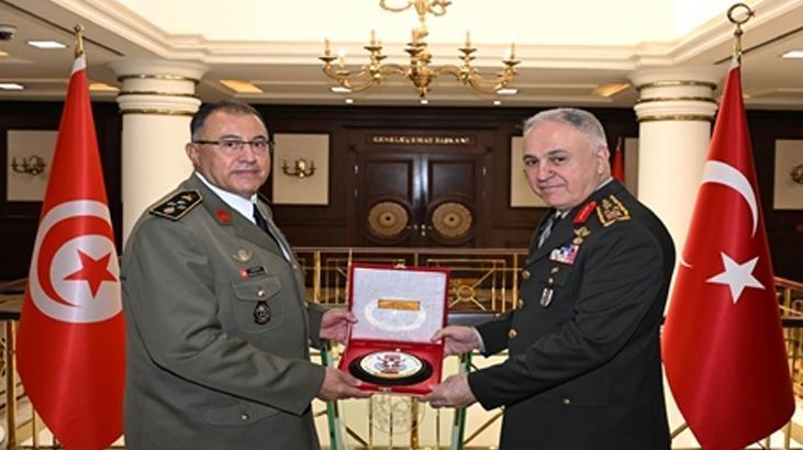 Genelkurmay Başkanı Gürak ile Tunus Kara Kuvvetleri Komutanı bir araya geldi
