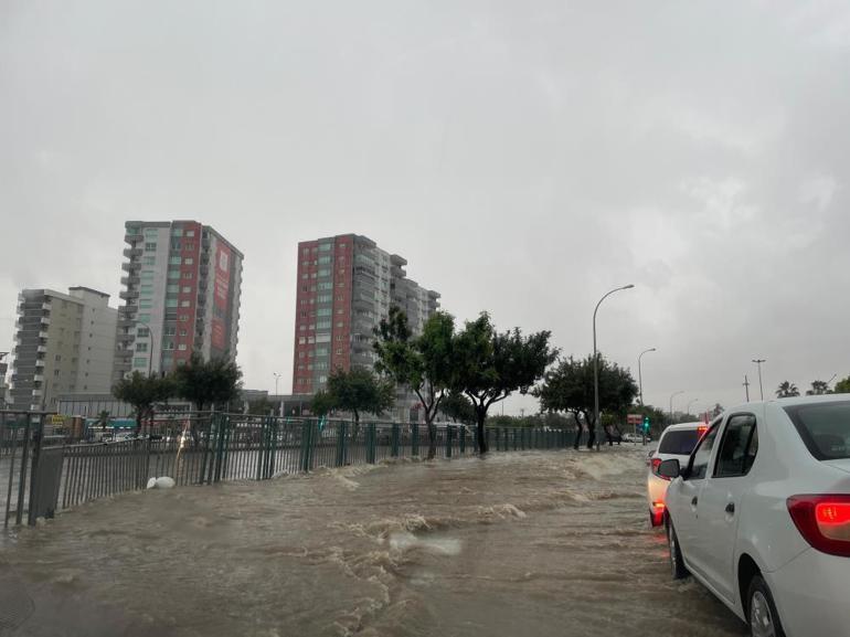 Adana ve Hatay'da sağanak yağış! Meteoroloji'den yeni uyarı geldi