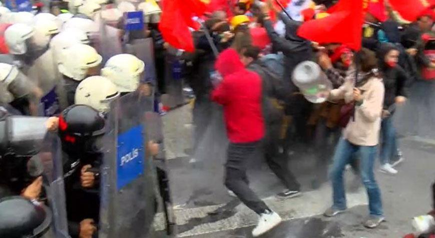 Yer: Saraçhane! Eylemciler polise damacana ile saldırdı