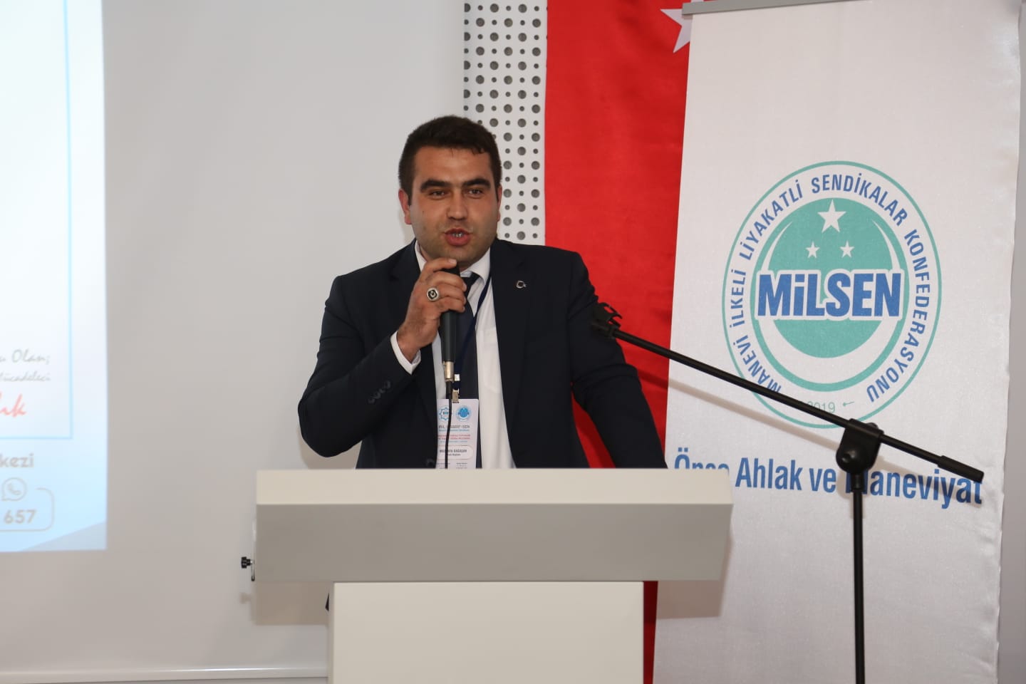 Mil Maarif-Sen, Evlenme Yardımı ve Eğitim-Öğretim Hazırlık Yardımı ile Ailelere Destek Oluyor