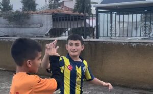 Ercan Demircan ile "Askıda İyilik": Küçük Hediyelerle Büyük Mutluluklar