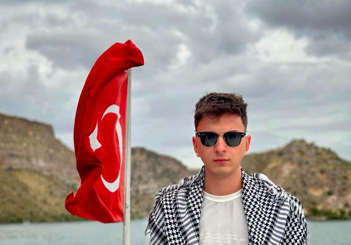 Kaan Gündüz: Sosyal Medyanın Gücünü Etkin Kullanan Bir Stratejist