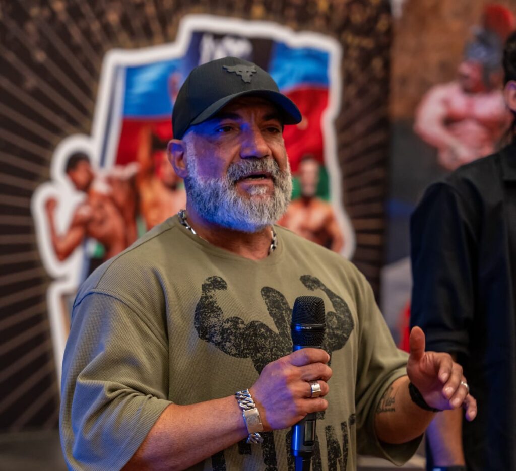 IFBB Pro Coach Can Ünal: Yüksek Standartlarda Eğitim ile Performansı Zirveye Taşıyan Antrenör