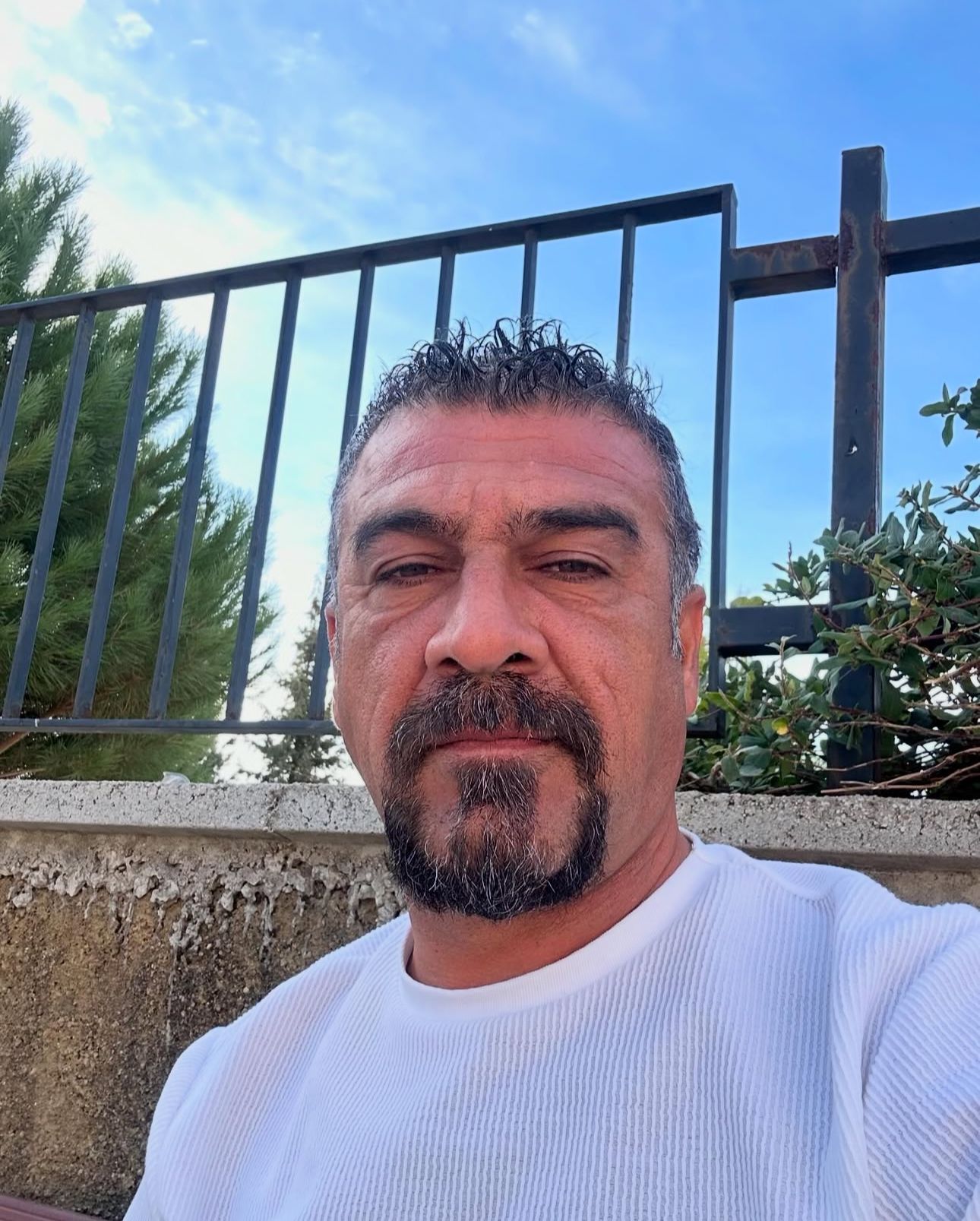 Ercan Demircan ile “Askıda İyilik”: Küçük Hediyelerle Büyük Mutluluklar