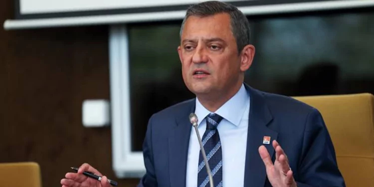 Mahkemeden Özgür Özel e Seyyar Giyotin Cezası