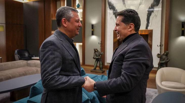 Özgür Özel, Tahliye Edilen Eski Esenyurt Belediye Başkanı Ahmet Özer ile Görüştü