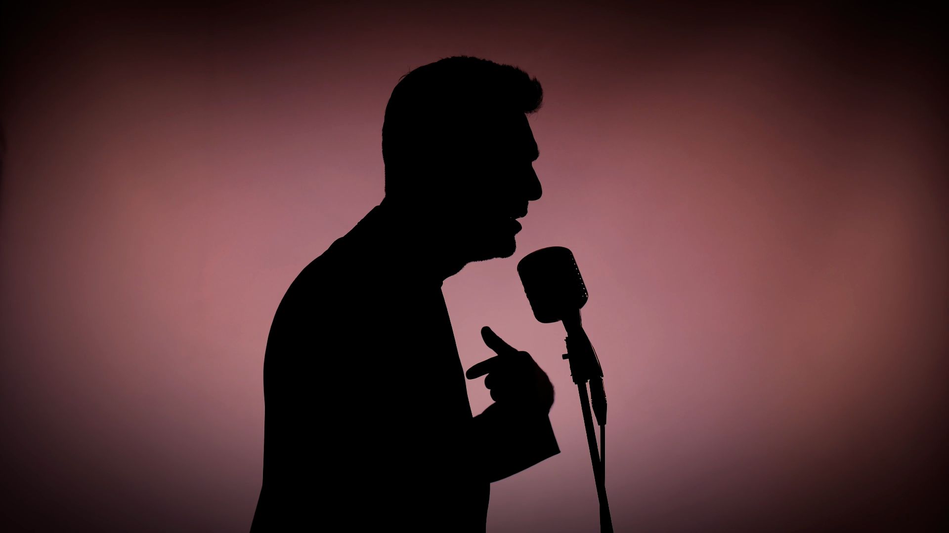 Yılmaz Murat İnce: Sessizliğini Türkülerle Bozan Adam