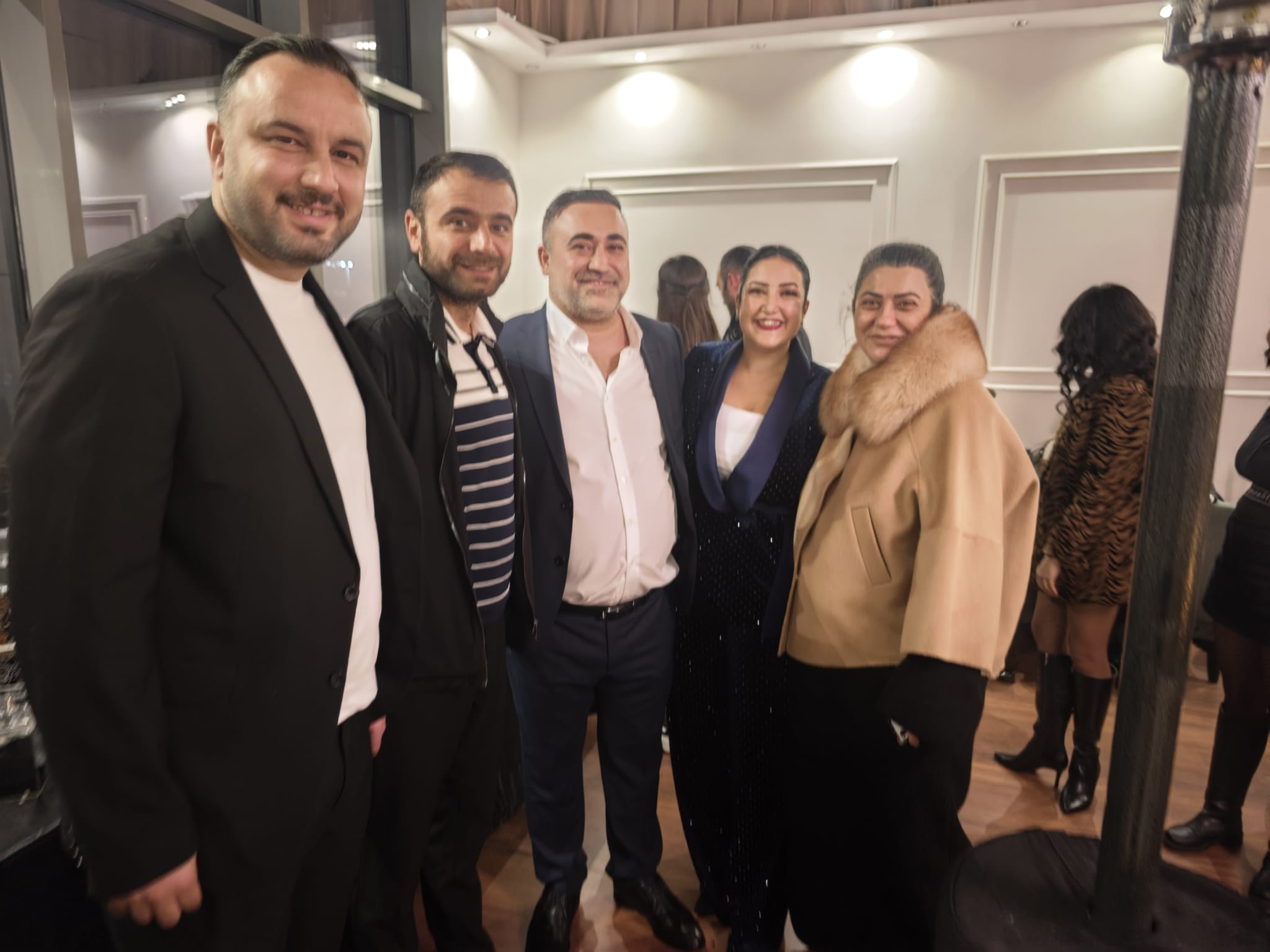 YO Candle: Işığın Modern Estetikle Buluştuğu Yeni Nesil Dekorasyon Markası