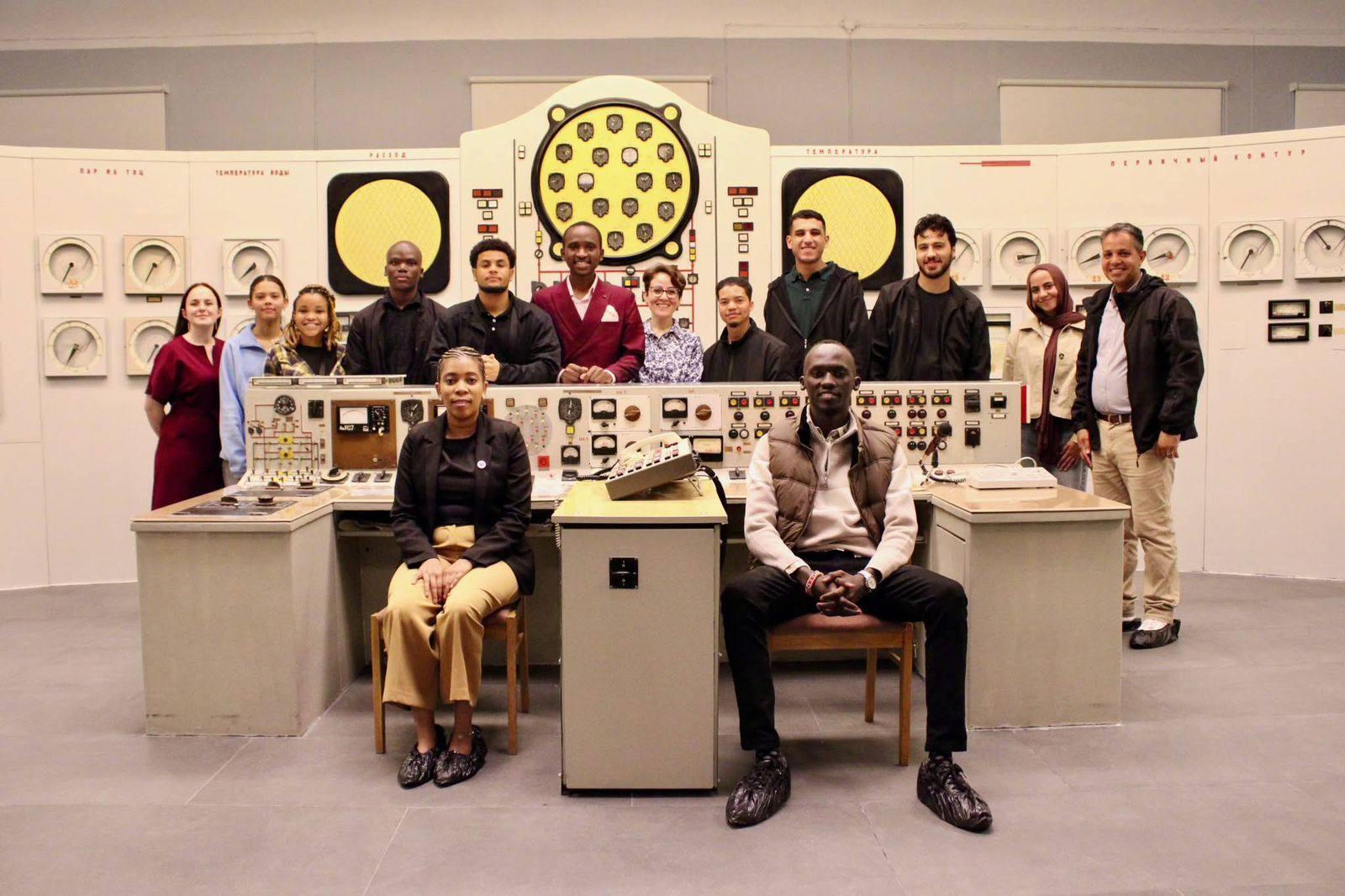 Afrikalı Gençler BRICS Nükleer Enerji Yarışmasında Fikirlerini Paylaşacak