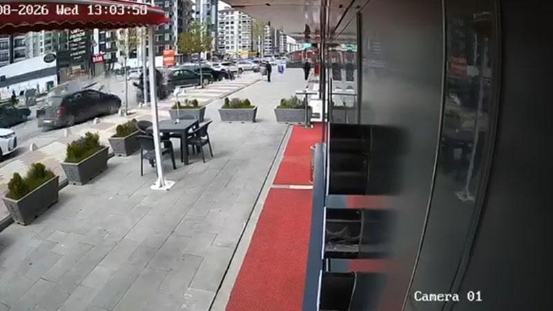 Malatya’da Korku Dolu Anlar: Direksiyon Başında Kriz Geçiren Sürücü Ortalığı Savaş Alanına Çevirdi!