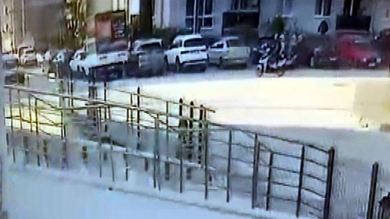 Bolu’da Motosiklet ile Hafif Ticari Araç Çarpıştı: 2 Kişi Yaralandı