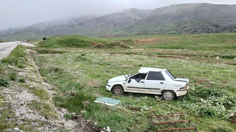 Malatya’da Şarampole Devrilen Otomobilde 7 Kişi Yaralandı