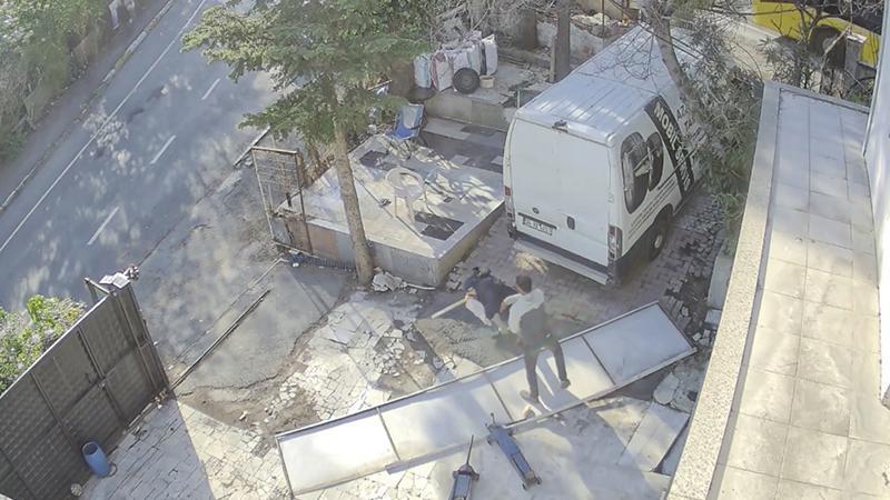 Sarıyer’de Eski Kiracı Dehşeti: 74 Yaşındaki İş Yeri Sahibini Odunla Darbetti