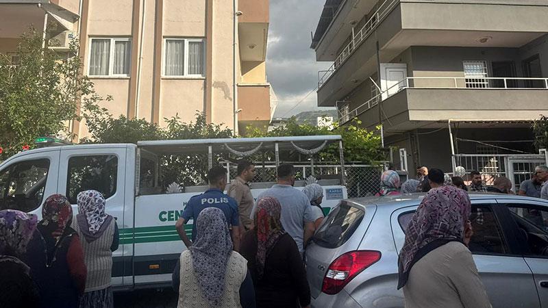 Kanser Hastası Eşini Tüfekle Öldürdü: Mahallede Büyük Panik!