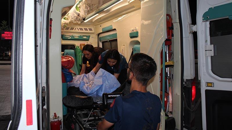 Aksaray’da Parkta Bıçaklı Kavga: 1 Yaralı, 6 Yerinden Bıçaklandı