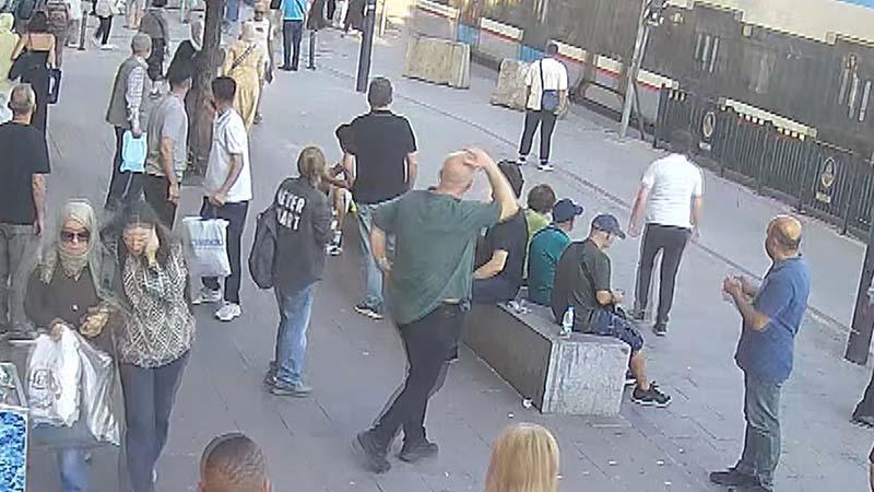 Laleli’de Tramvay Kazası: Raylara Düşen Çocuk Hayatını Kaybetti