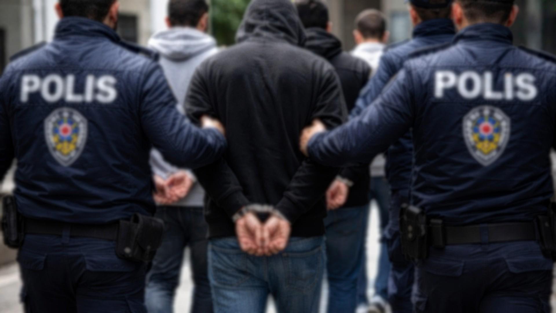 12 Yıl 6 Ay Hapis Cezası Bulunan Firari, Sahte Kimlikle Yakayı Ele Verdi