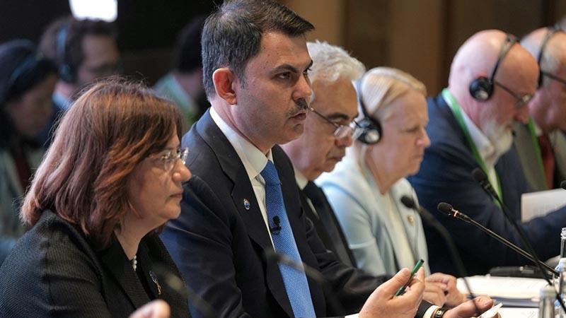 Bakan Murat Kurum Londra’da Enerji Dönüşümü Diyaloğu Toplantısına Katıldı