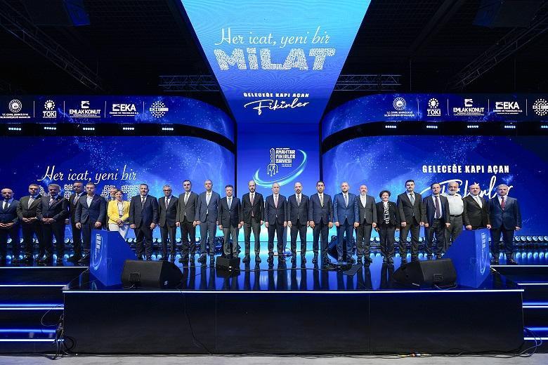 Emlak Konut’tan “Anahtar Fikirler Zirvesi 2026”: Yapay Zeka ve Akıllı Şehirler Masada